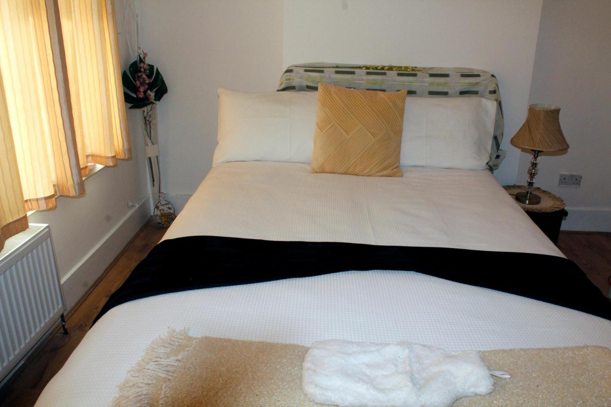 Earlycheckin Spacious House W Parking In Casa vacanze