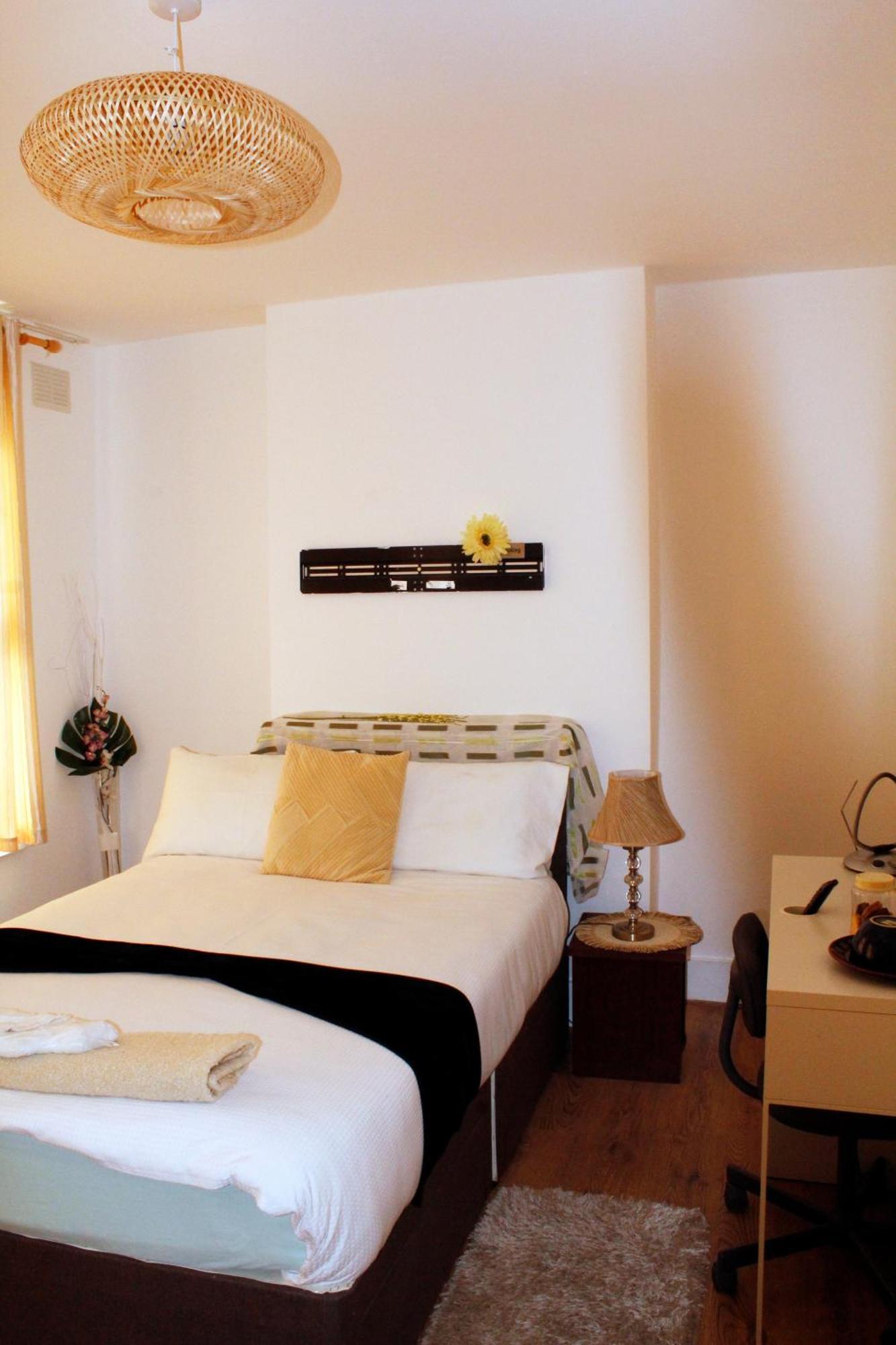 Earlycheckin Spacious House W Parking In Casa vacanze